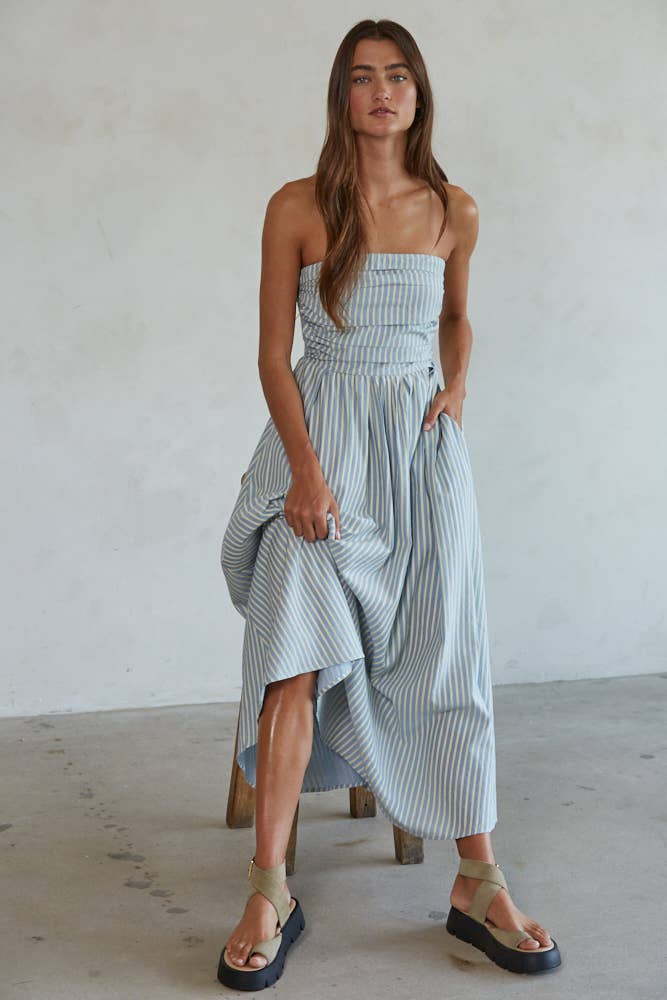Strapless Flare Maxi Dress Fur Traders Strapless Flare Maxi Dress Fur Traders