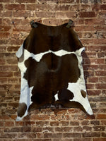 Load image into Gallery viewer, Calfskin Pelt Large