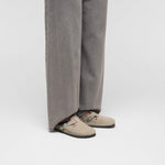 Load image into Gallery viewer, Boston Rivets - Suede