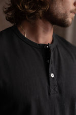Load image into Gallery viewer, Motor Henley