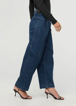 Load image into Gallery viewer, Performance Denim+ High Rise Barrel