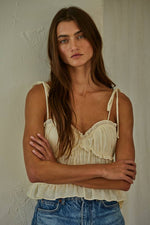 Load image into Gallery viewer, Ruffled Cotton Sweetheart Top