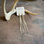Load image into Gallery viewer, Mini Feather Earrings - Champagne