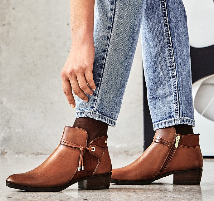 Women's Shoes – Fur Traders