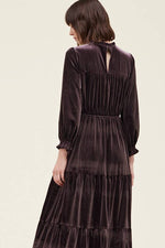 Load image into Gallery viewer, Velvet Midi Dress Cocoa
