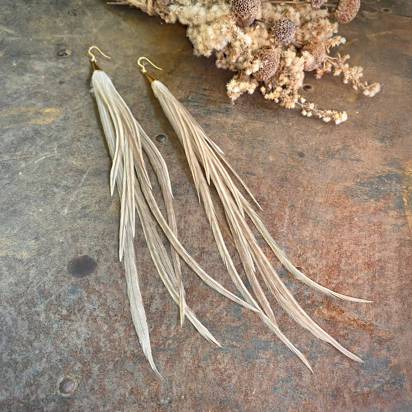 Cone Feather Earrings - Champagne