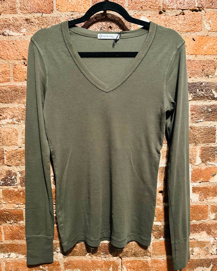 Flagship Longsleeve V-Neck Olive