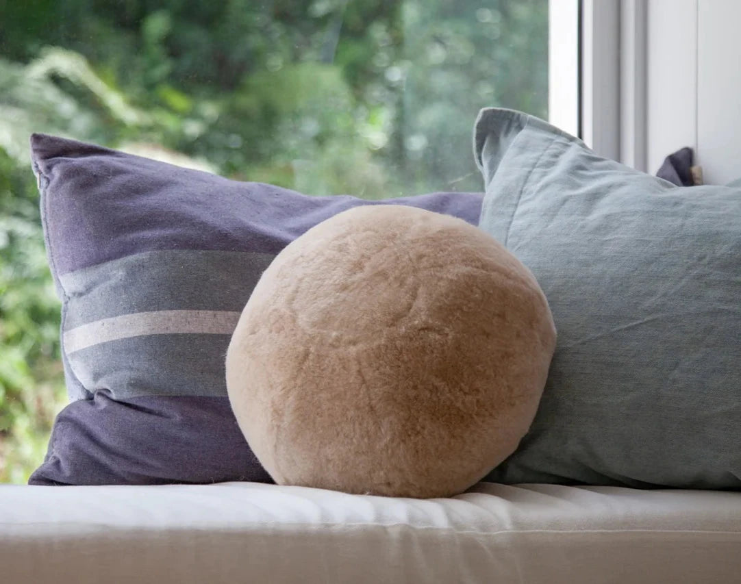 Sheepskin Ball Cushion Nappa