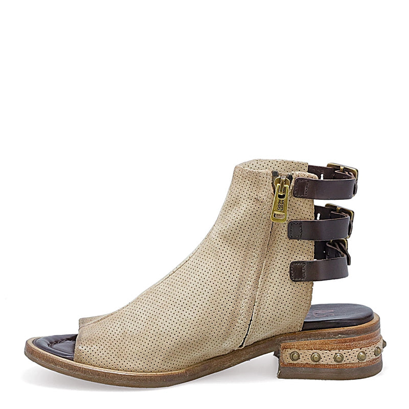 Gage Buckle Sandal