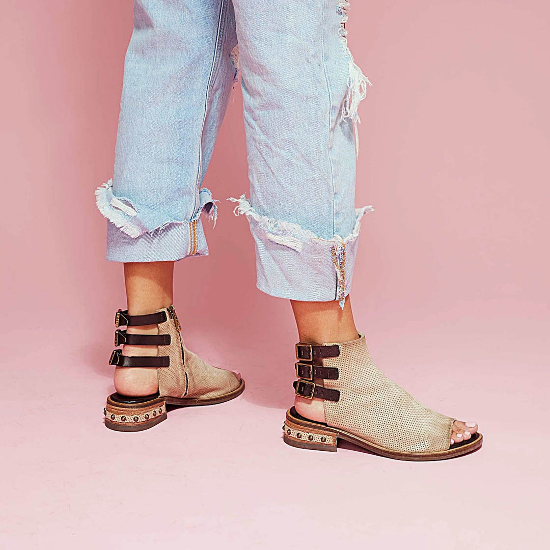 Gage Buckle Sandal