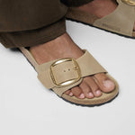 Load image into Gallery viewer, Madrid Big Buckle - Oiled Leather