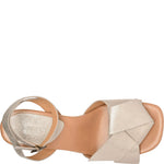 Load image into Gallery viewer, Brooke