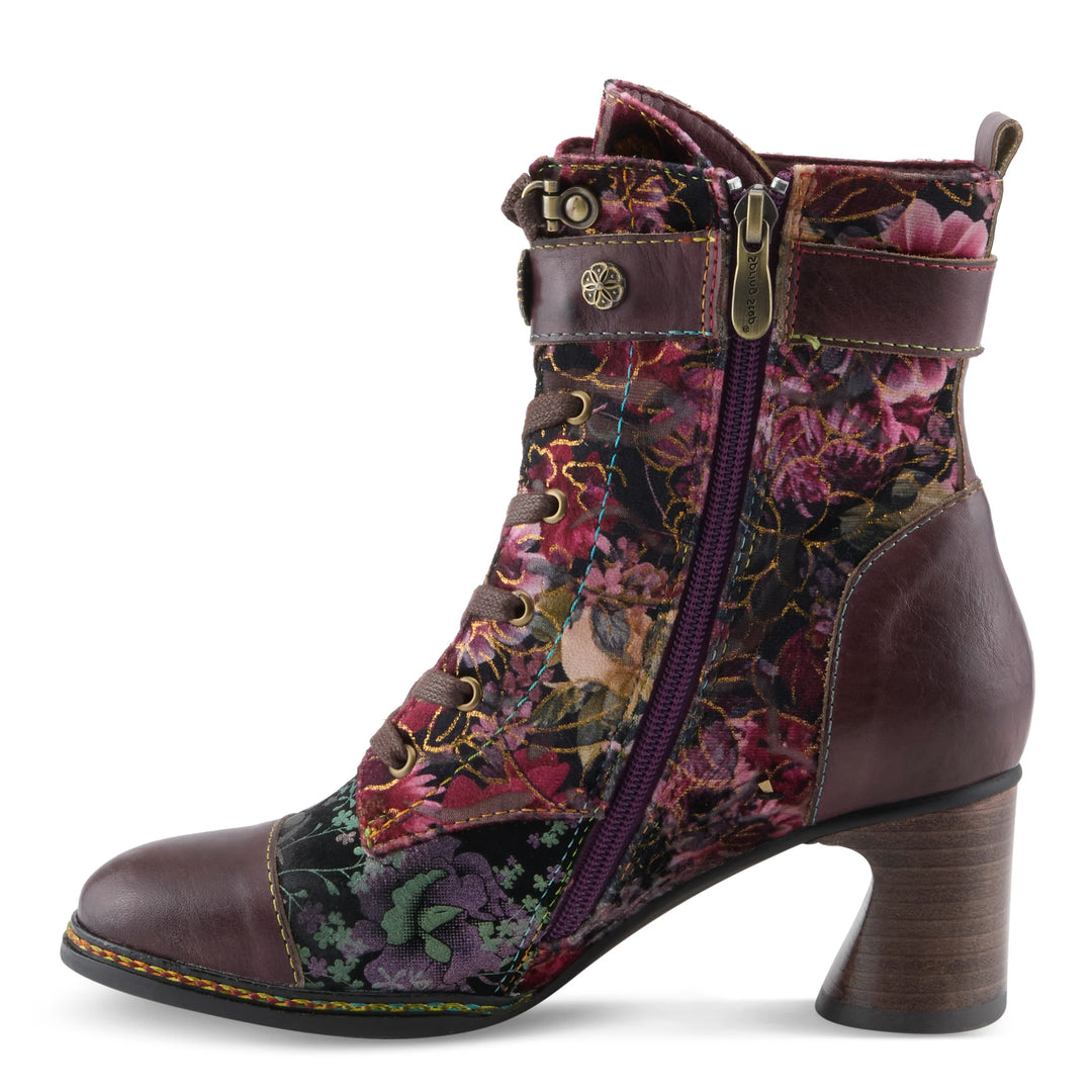 Prettibootie