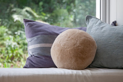 Sheepskin Ball Cushion Nappa