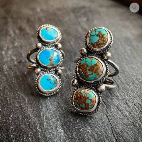 American Turquoise Ring with Three-Stone Pillar