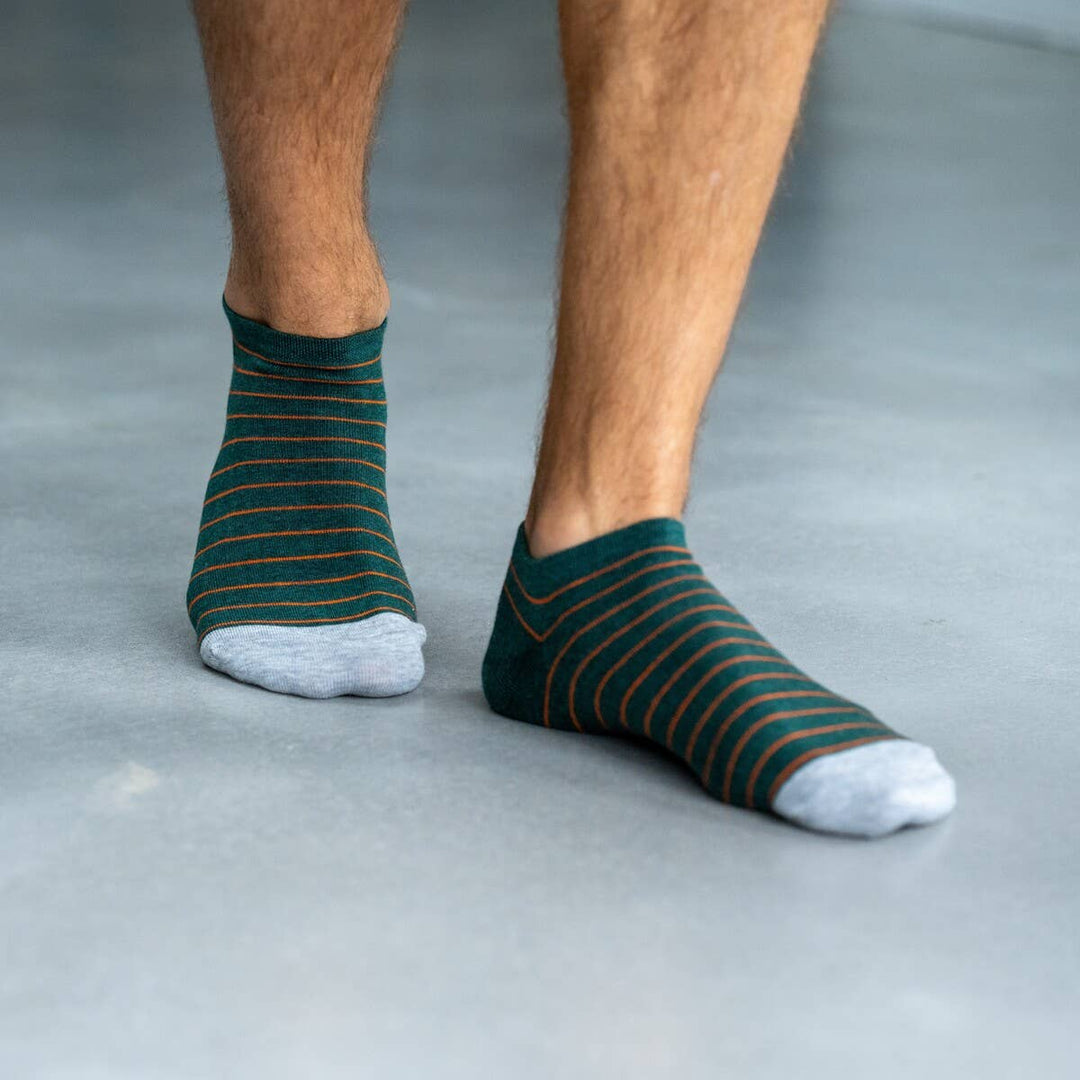 Thin Striped Ankle Socks