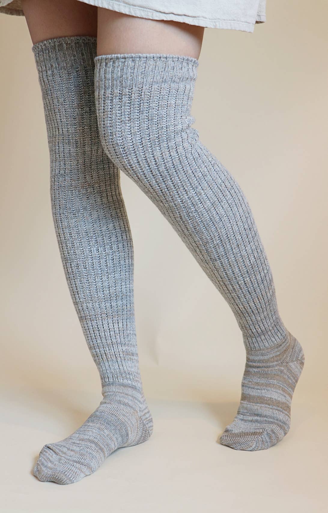 Scrunchy Over the Knee Socks - Grey/Beige Heather